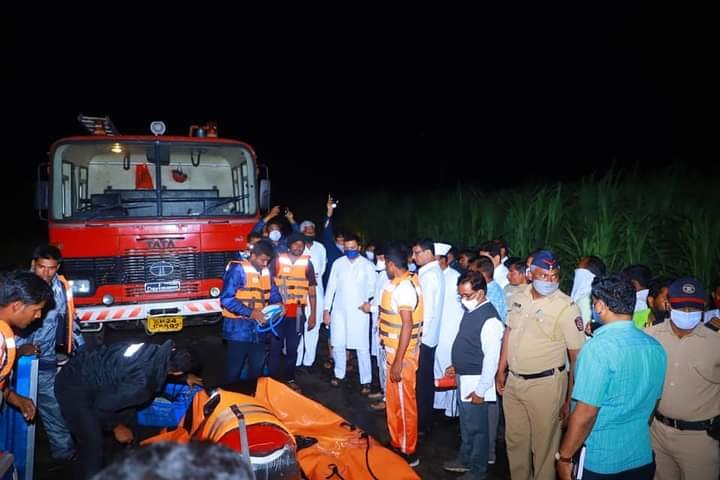 e35c7660-9380-4ce9-be96-323d0f9a8f79