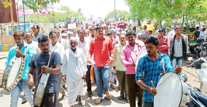 Picsart_22-06-13_14-32-33-239